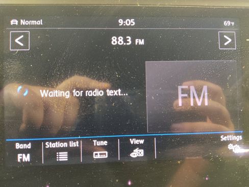 Used 2018 Volkswagen Atlas SE image 25