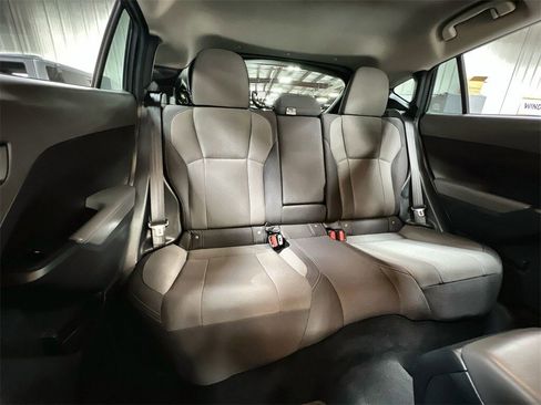 Used 2025 Subaru Crosstrek 2.0i Premium image 21