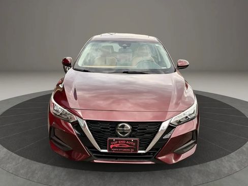 Used 2021 Nissan Sentra SV w/ SV Premium Package image 2