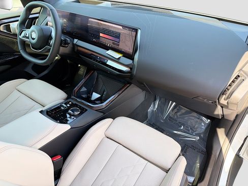 New 2026 BMW X3 xDrive30 w/ Premium Package image 14