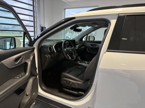 Used 2024 Chevrolet Blazer LT w/ Sound & Technology Package image 9