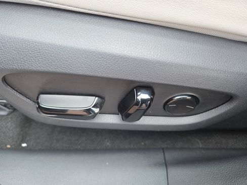 Certified 2024 Lexus RX 350 Premium w/ Accessory Package (Z1) image 34