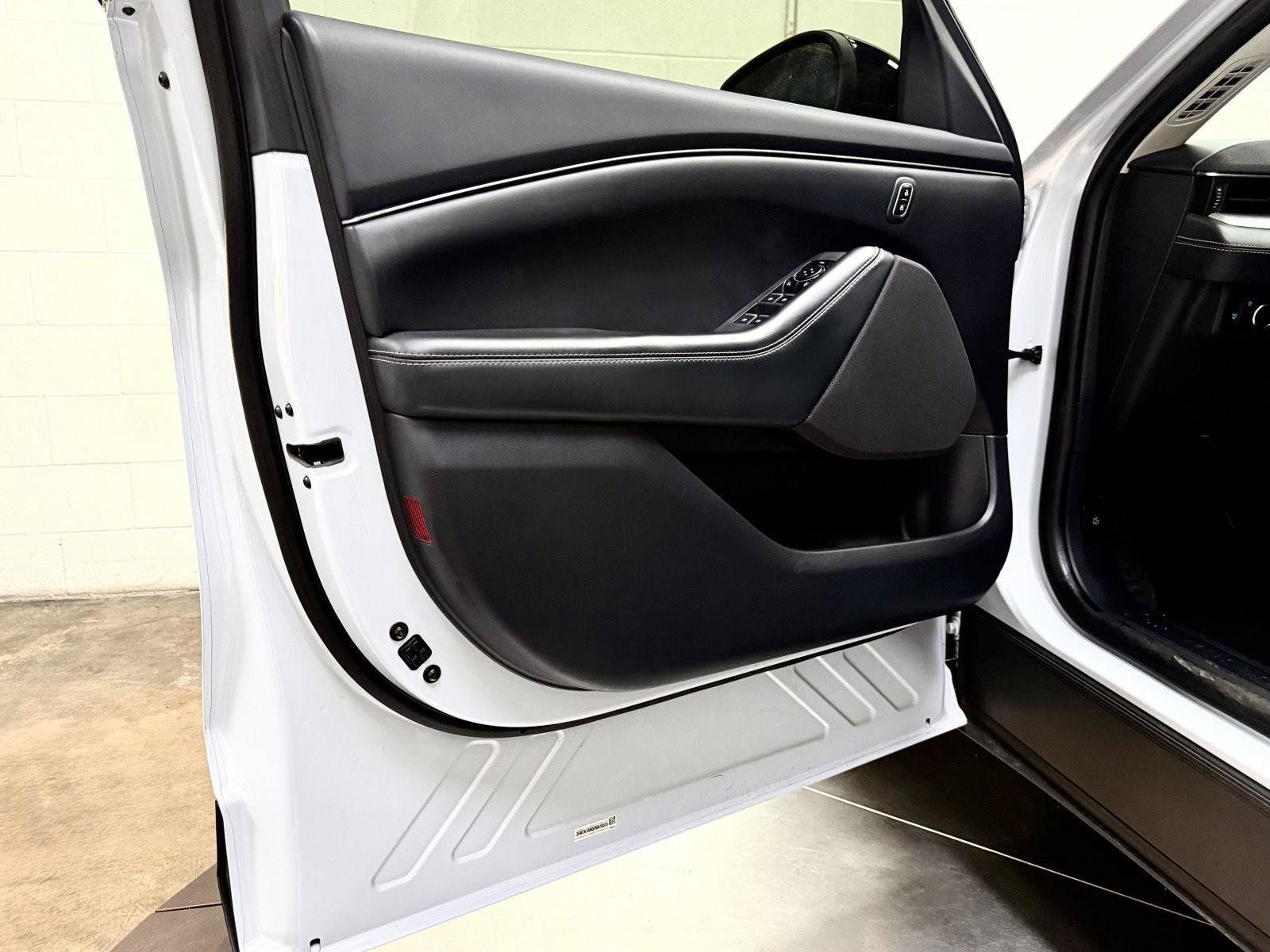 Used 2023 Ford Mustang Mach-E Select RWD image 12