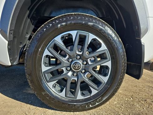 Used 2024 Toyota Tundra Limited w/ Power Package image 32