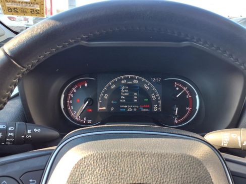 Certified 2022 Toyota RAV4 Limited image 10