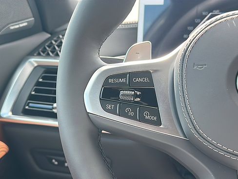 New 2026 BMW X5 sDrive40i w/ M Sport Package image 19