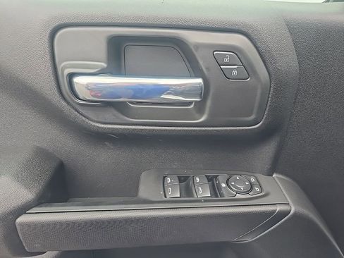 Used 2026 Chevrolet Silverado 1500 Custom image 13