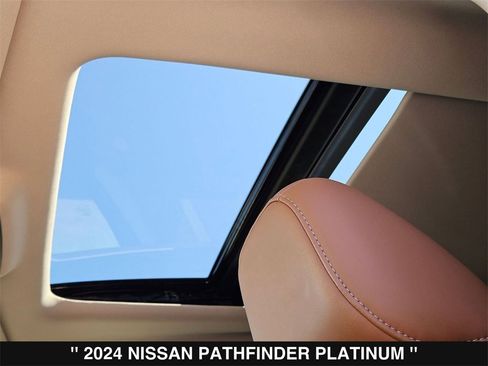 Used 2024 Nissan Pathfinder Platinum image 41