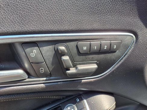 Used 2014 Mercedes-Benz CLA 250 image 14