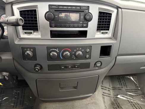 Used 2009 Dodge Ram 2500 Truck SLT w/ Popular Equipment Group image 29