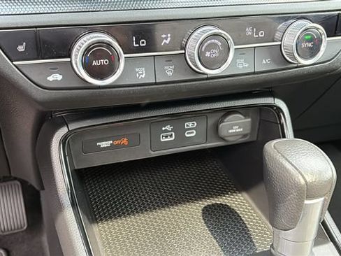 Used 2024 Honda CR-V EX image 17