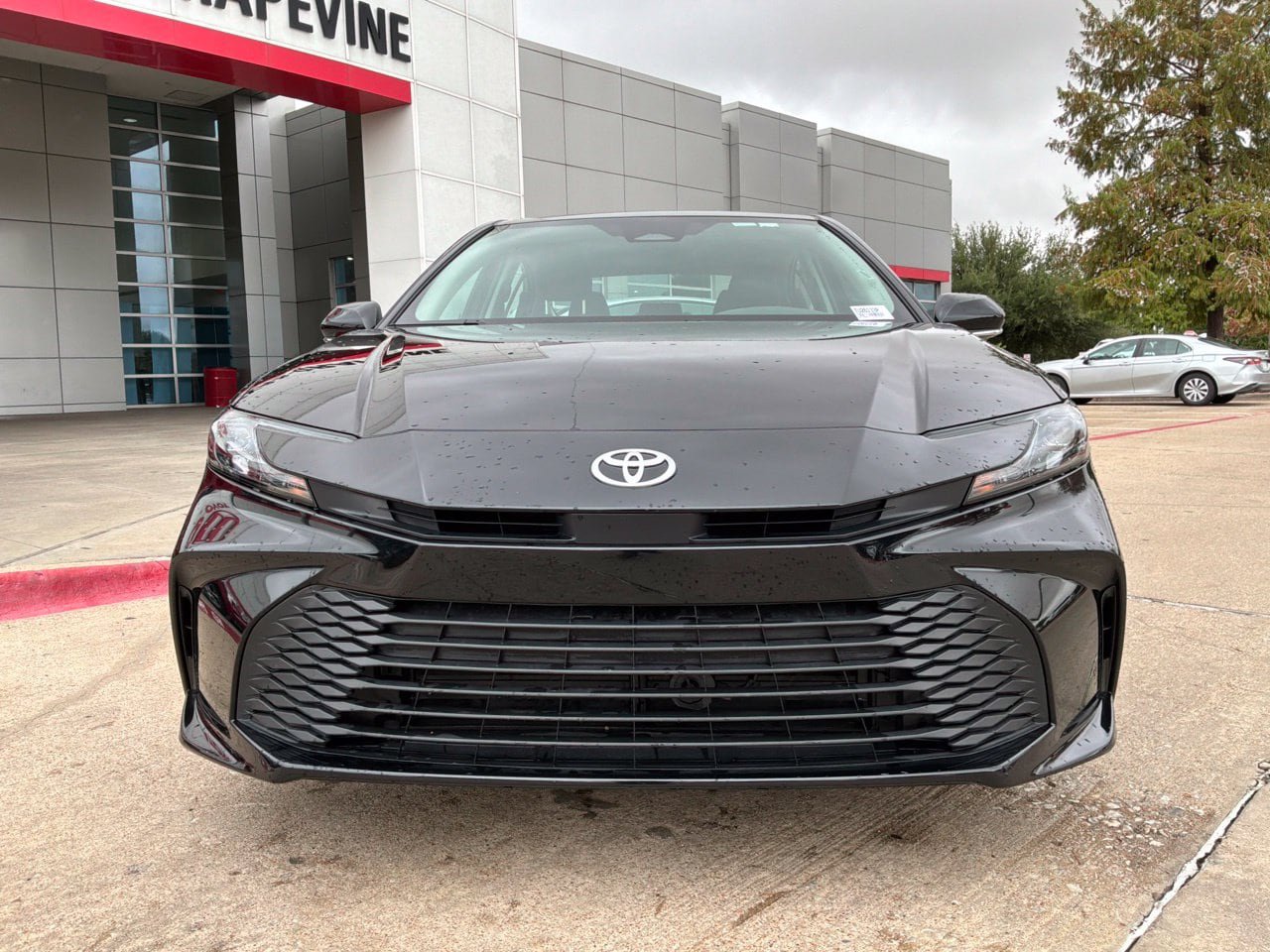Used 2026 Toyota Camry LE FWD image 3