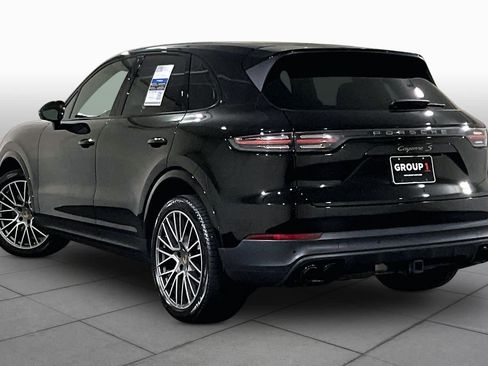 Used 2023 Porsche Cayenne S Platinum AWD/4WD image 11
