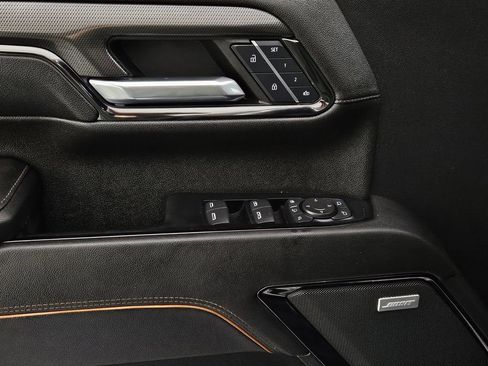 Used 2024 GMC Sierra 2500 AT4 w/ AT4 Premium Plus Package image 28