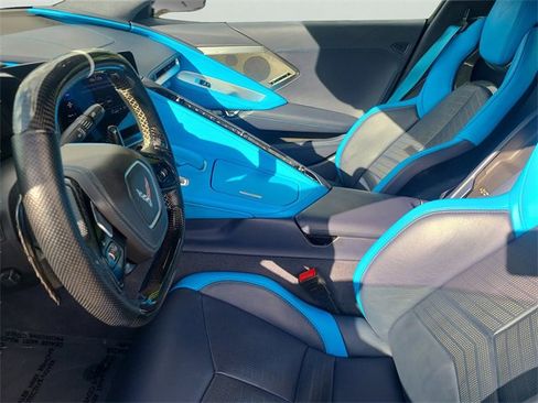 Used 2021 Chevrolet Corvette Stingray Premium Conv w/ Z51 Performance Package image 13