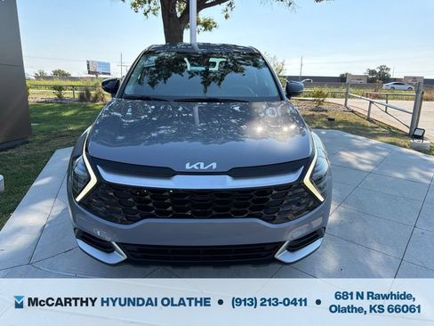Used 2024 Kia Sportage EX FWD image 11