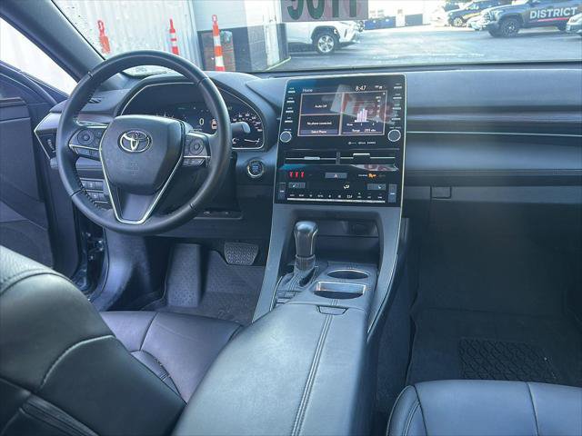 Certified 2022 Toyota Avalon XLE w/ Moonroof Package FWD image 16