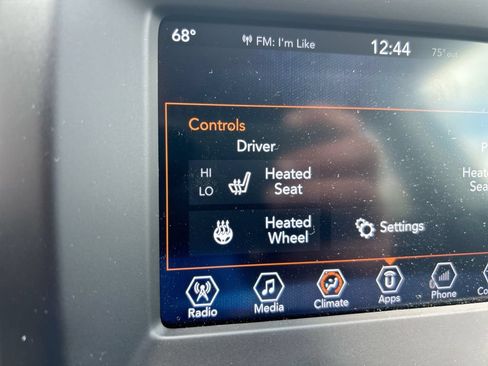 Used 2018 Jeep Compass Latitude w/ Popular Equipment Group AWD/4WD image 29