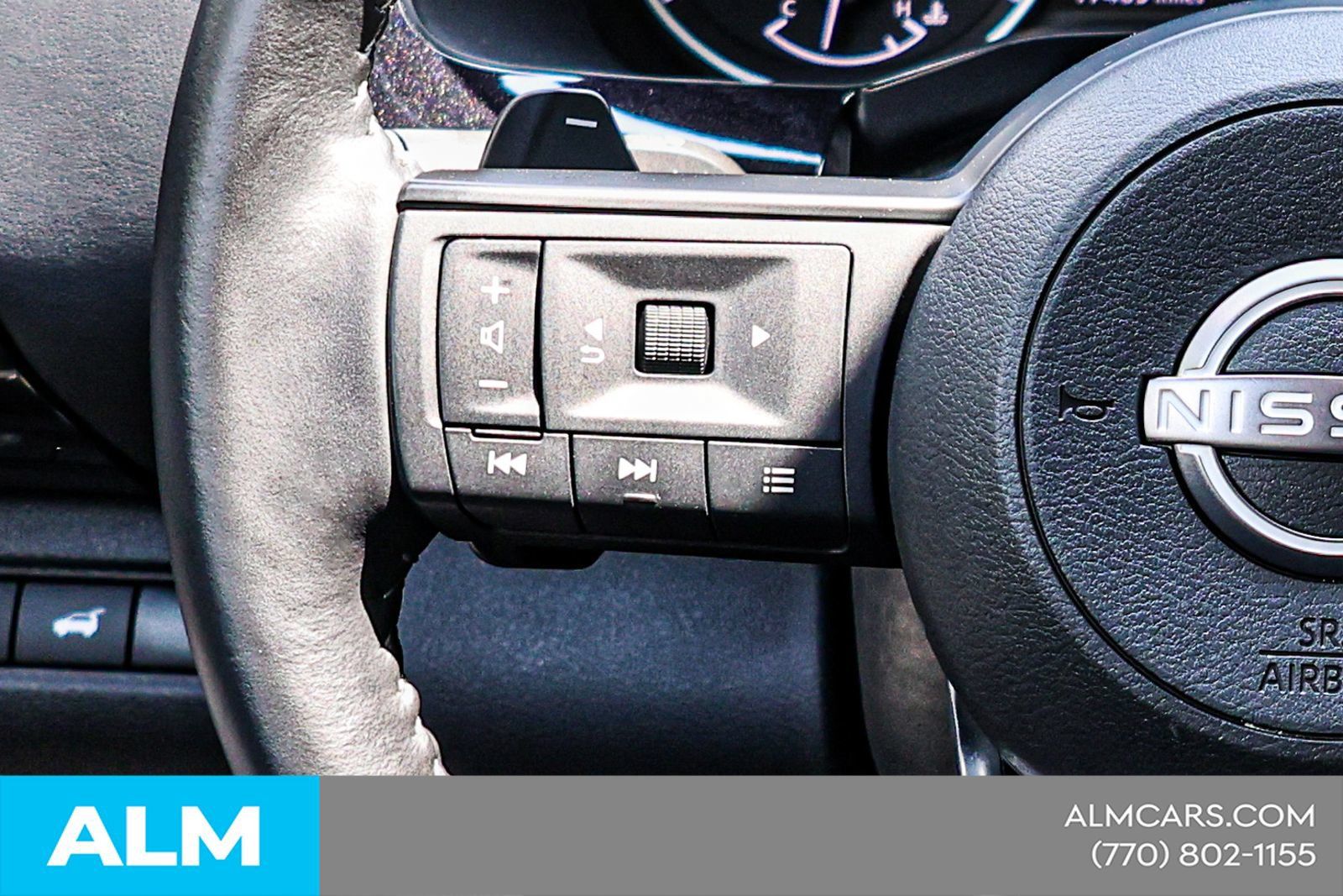 Used 2024 Nissan Pathfinder SV w/ SV Premium Package FWD image 26