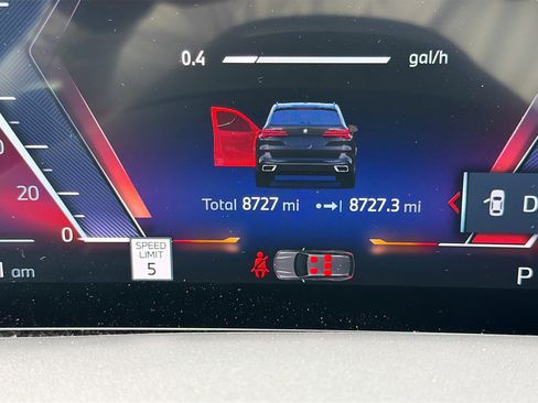 Used 2024 BMW X5 xDrive40i w/ M Sport Package AWD/4WD image 40