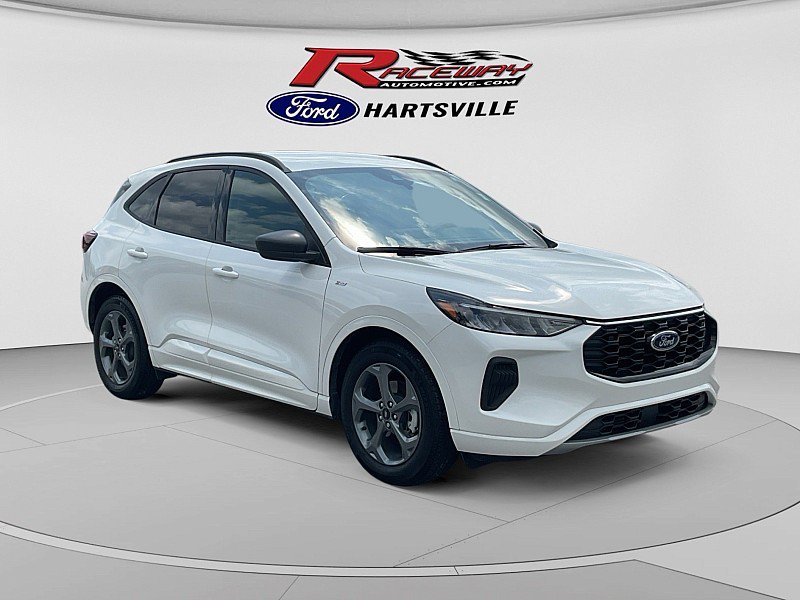 Used 2023 Ford Escape ST-Line w/ Tech Pack #1 FWD image 3