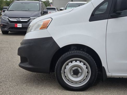 Used 2016 Nissan NV200 S image 7