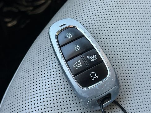 Used 2024 Hyundai Tucson Limited FWD image 30