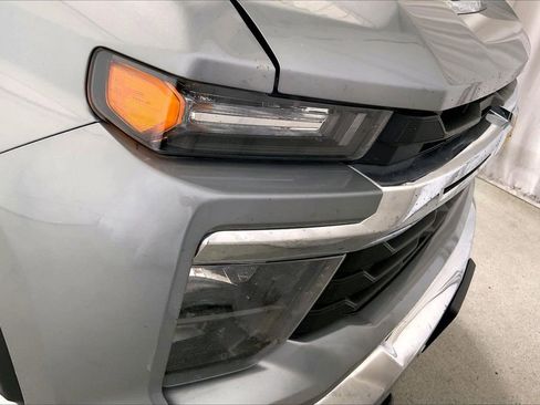 Used 2025 Chevrolet Silverado 3500 LT w/ Safety Package AWD/4WD image 12