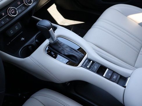 New 2026 Honda HR-V EX-L image 19