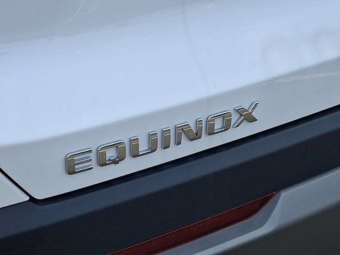 Used 2026 Chevrolet Equinox LT FWD image 31
