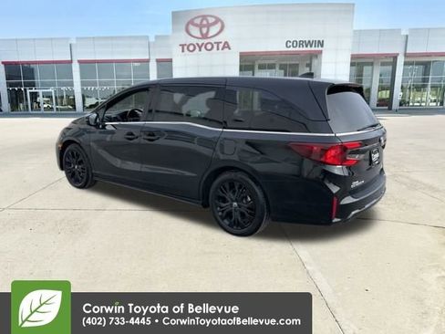 Used 2025 Honda Odyssey Sport-L image 3