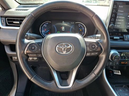 Used 2022 Toyota RAV4 XSE w/ XSE Grade Weather Package AWD/4WD image 20