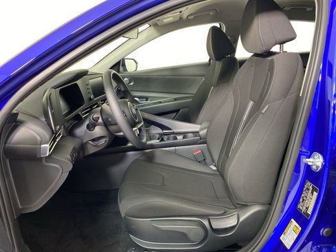 New 2025 Hyundai Elantra Blue image 15