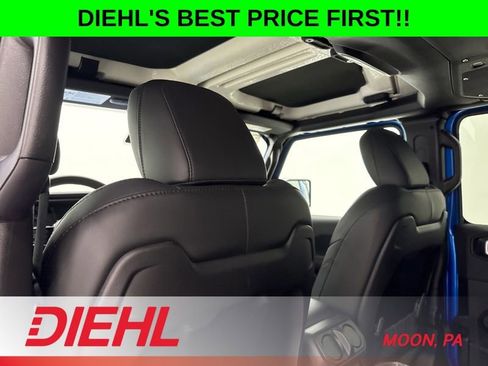 New 2026 Jeep Gladiator Rubicon AWD/4WD image 18