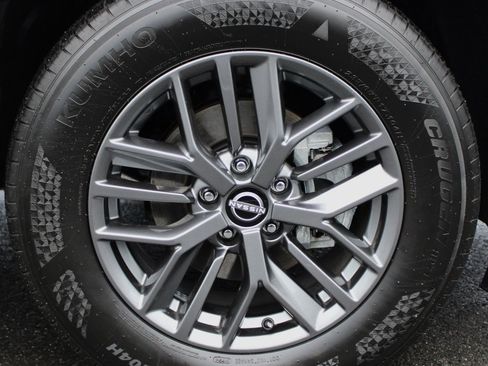 Certified 2025 Nissan Rogue S image 10