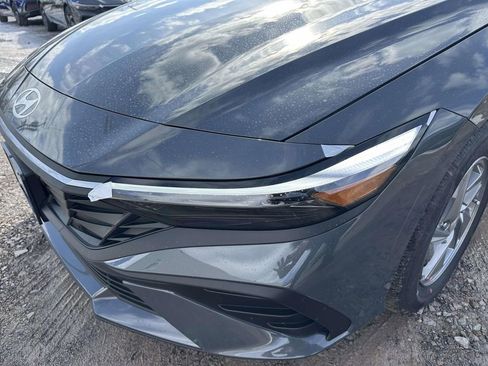 New 2026 Hyundai Elantra SE image 7