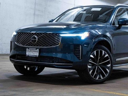 New 2026 Volvo XC90 T8 Ultra w/ Protection Package Premier AWD/4WD image 2