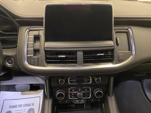 Used 2024 Chevrolet Tahoe LT AWD/4WD image 35