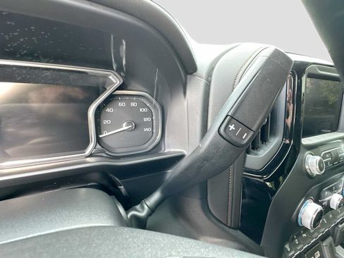 Used 2020 GMC Sierra 2500 AT4 w/ AT4 Premium Package AWD/4WD image 17