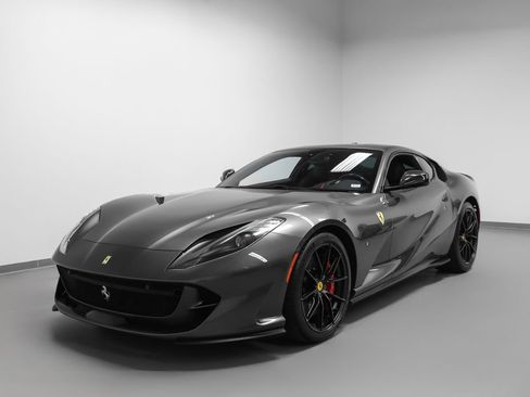 Certified 2019 Ferrari 812 Superfast RWD image 86