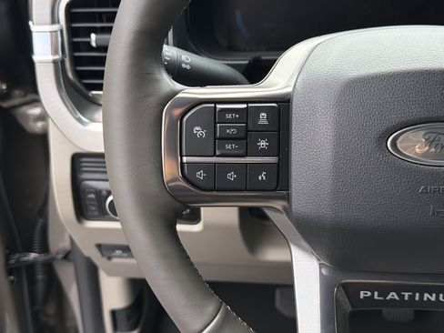 Used 2026 Ford F450 Platinum w/ Platinum Plus Package AWD/4WD image 30