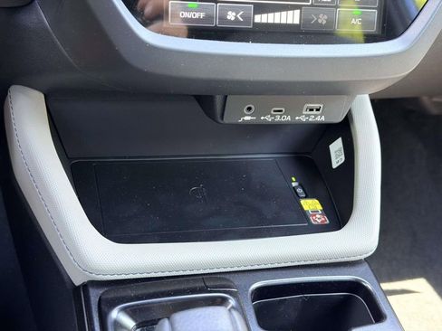 New 2026 Subaru Forester Premium AWD/4WD image 23
