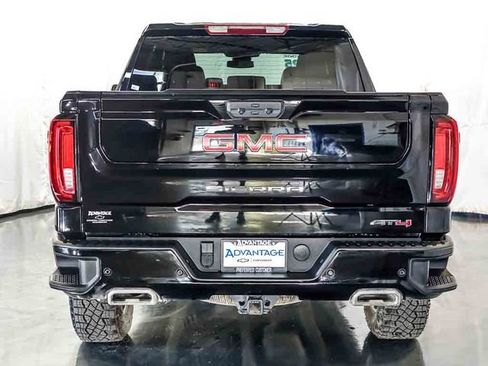 Certified 2025 GMC Sierra 1500 AT4 AWD/4WD image 8