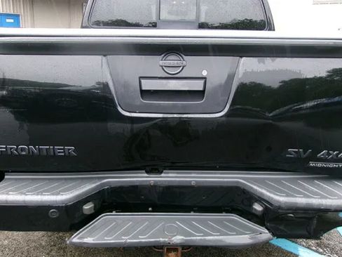 Used 2019 Nissan Frontier SV w/ Value Truck Package AWD/4WD image 9
