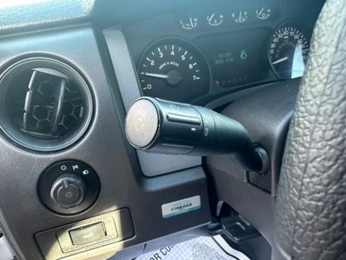 Used 2011 Ford F150 XL w/ Trailer Tow Pkg image 19