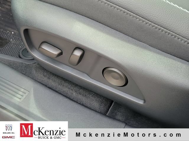 New 2027 GMC Terrain Denali w/ LPO, Black Badging Package AWD/4WD image 7