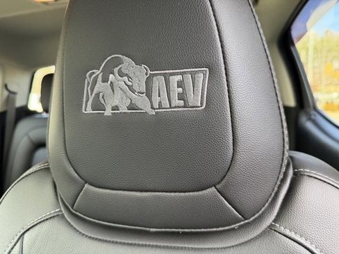 Used 2022 Chevrolet Colorado ZR2 w/ Colorado ZR2 Bison Edition image 21