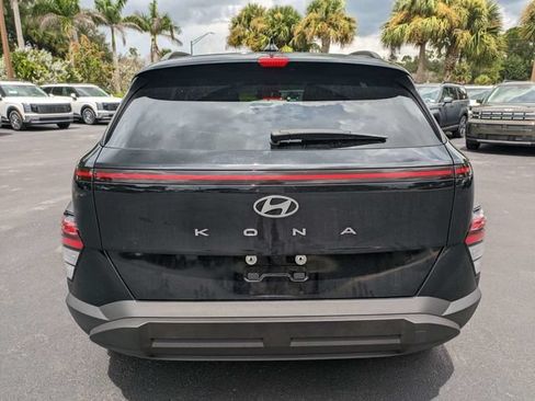 Certified 2025 Hyundai Kona SEL FWD image 5