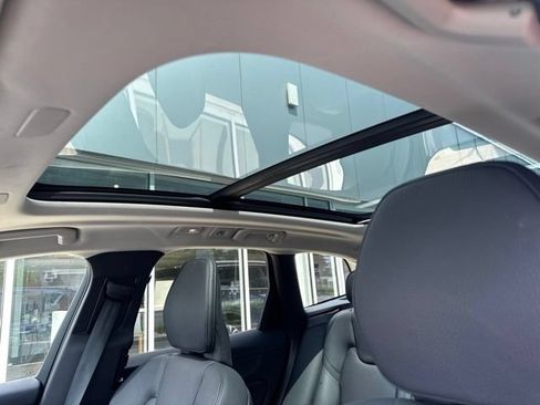 Certified 2024 Volvo XC60 B5 Plus w/ Protection Package Premier AWD/4WD image 26
