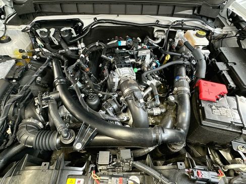 Used 2024 Ford Bronco Badlands AWD/4WD image 31